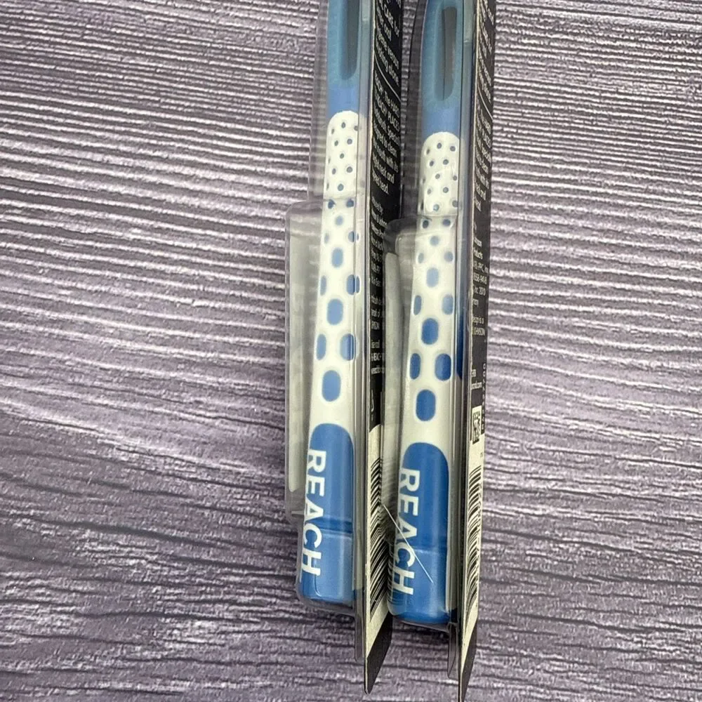 2 Lot REACH Total Care + Whitening Toothbrush Soft Regular VINTAGE (170)